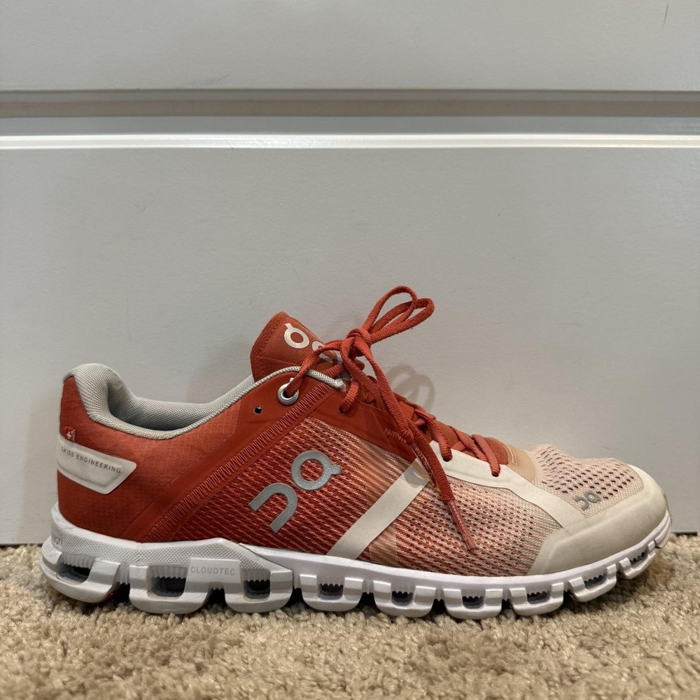 On Running Shoes Womens Size 9 Orange Colorblock Cushioned Sneakers CloudTec
